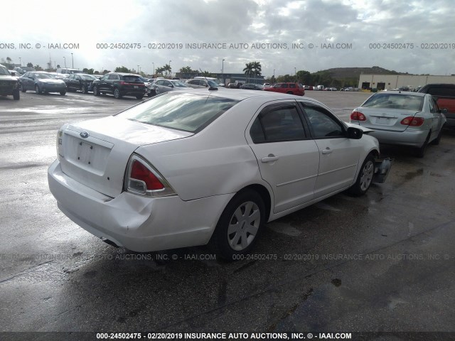 3FAHP06Z59R191048 - 2009 FORD FUSION S WHITE photo 4