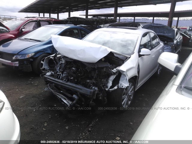 3VWRA7AJ1AM102830 - 2010 VOLKSWAGEN JETTA WOLFSBURG 白色 照片 2