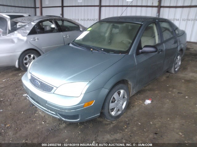 1FAFP34N35W197141 - 2005 FORD FOCUS ZX4 BLUE photo 2