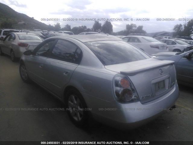 1N4AL11D52C150115 - 2002 NISSAN ALTIMA S/SL SILVER photo 3