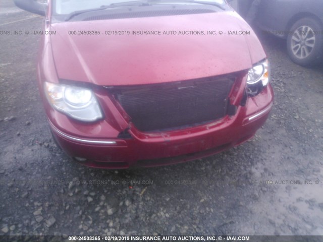 2C8GP64L15R321591 - 2005 CHRYSLER TOWN & COUNTRY LIMITED RED photo 6