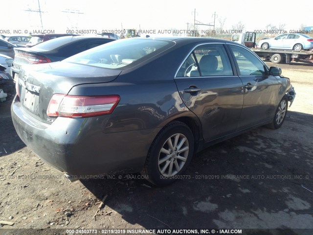 4T1BK3EK7BU118181 - 2011 TOYOTA CAMRY SE/LE/XLE 灰色 照片 4