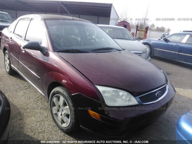 1FAFP34NX7W299698 - 2007 FORD FOCUS ZX4/S/SE/SES BURGUNDY photo 1