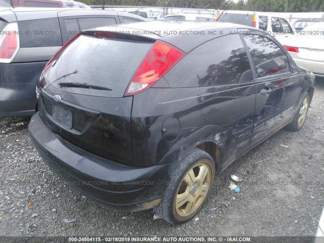 1FAFP31N87W307267 - 2007 FORD FOCUS ZX3/S/SE/SES BLACK photo 4