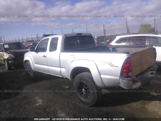 5TETU62N45Z090967 - 2005 TOYOTA TACOMA PRERUNNER ACCESS CAB SILVER photo 3