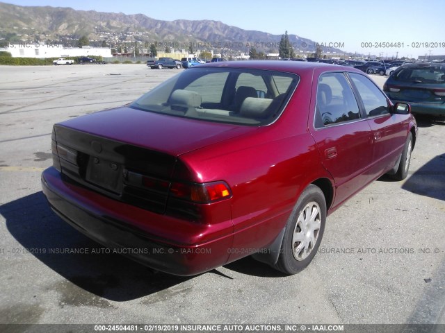 4T1BF22K3WU055248 - 1998 TOYOTA CAMRY CE/LE/XLE 红色 照片 4