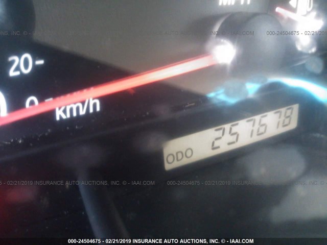 JTDBE32K820008411 - 2002 TOYOTA CAMRY LE/XLE/SE GREEN photo 7