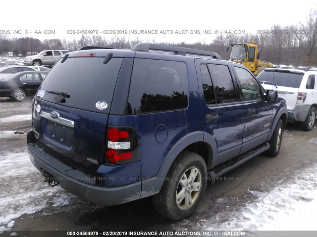 1FMEU73E26UA08382 - 2006 FORD EXPLORER XLT BLUE photo 4