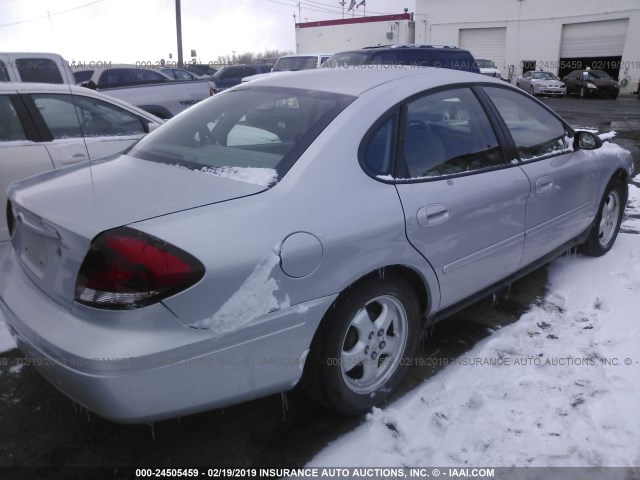 1FAFP53U37A132441 - 2007 FORD TAURUS SE SILVER photo 4