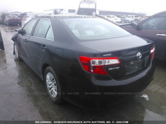 4T1BF1FKXEU806591 - 2014 TOYOTA CAMRY L/SE/LE/XLE 黑色 照片 3