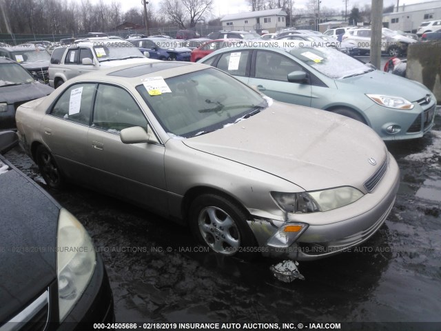 JT8BF28G3W0135372 - 1998 LEXUS ES 300 GOLD photo 1