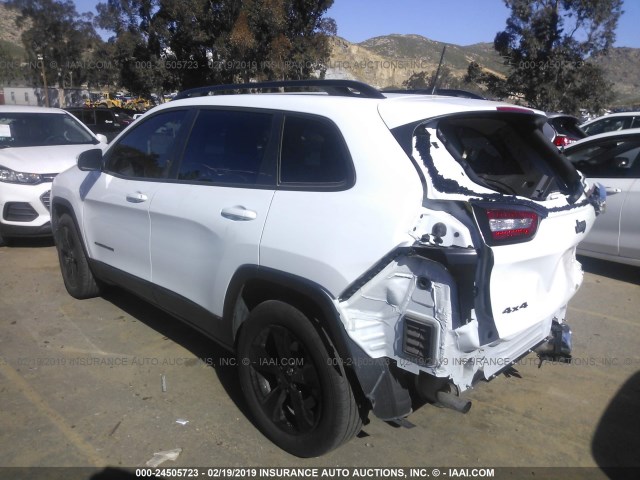 1C4PJMCX2JD541654 - 2018 JEEP CHEROKEE LATITUDE WHITE photo 3