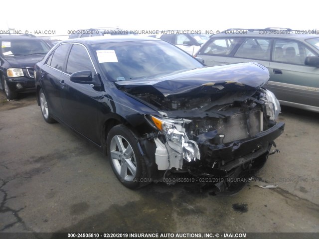 4T1BF1FK0EU756588 - 2014 TOYOTA CAMRY L/SE/LE/XLE 黑色 照片 1