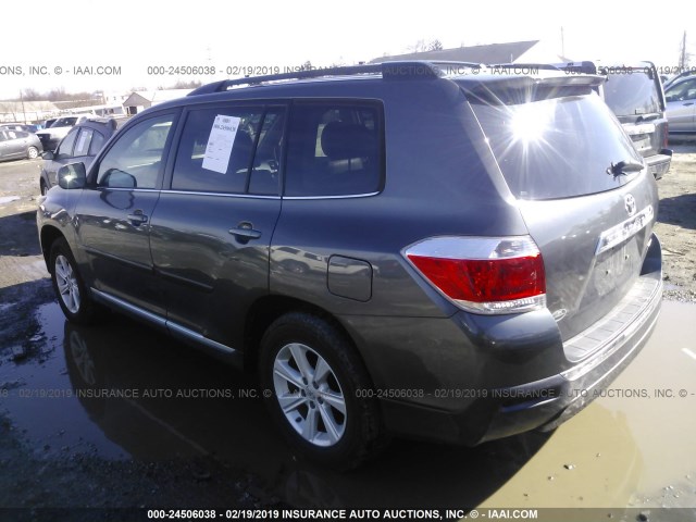 5TDBK3EH2CS107135 - 2012 TOYOTA HIGHLANDER SE GRAY photo 3