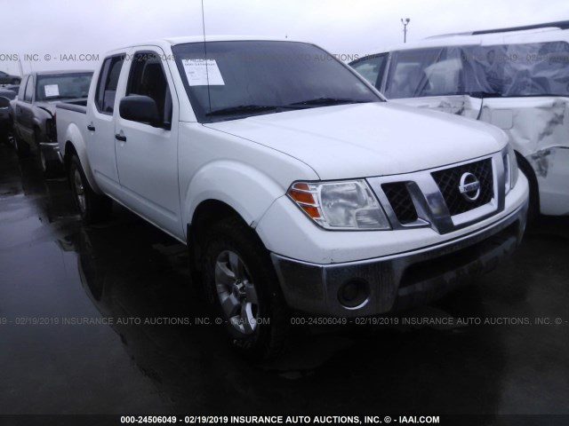 1N6AD0EV4AC446629 - 2010 NISSAN FRONTIER CREW CAB SE/LE/NISMO WHITE photo 1