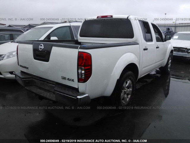 1N6AD0EV4AC446629 - 2010 NISSAN FRONTIER CREW CAB SE/LE/NISMO WHITE photo 4