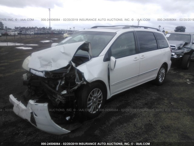 5TDZK22C08S148050 - 2008 TOYOTA SIENNA XLE/XLE LIMITED WHITE photo 2