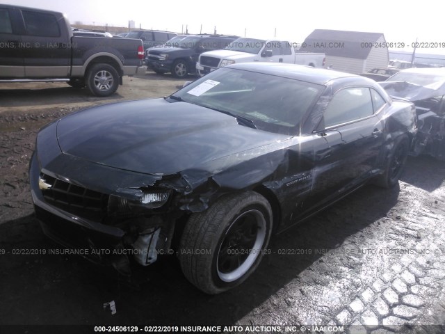 2G1FA1E37C9209156 - 2012 CHEVROLET CAMARO LS GRAY photo 2