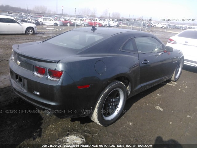 2G1FA1E37C9209156 - 2012 CHEVROLET CAMARO LS GRAY photo 4