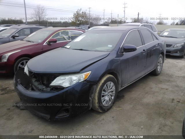 4T4BF1FK9ER393116 - 2014 TOYOTA CAMRY L/SE/LE/XLE BLUE photo 2