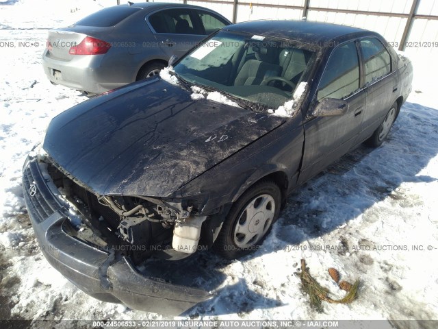 JT2BF22K9V0068332 - 1997 TOYOTA CAMRY LE/XLE 蓝色 照片 2