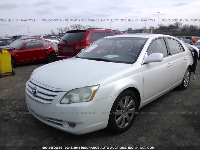 4T1BK36B77U212714 - 2007 TOYOTA AVALON XL/XLS/TOURING/LIMITED WHITE photo 2