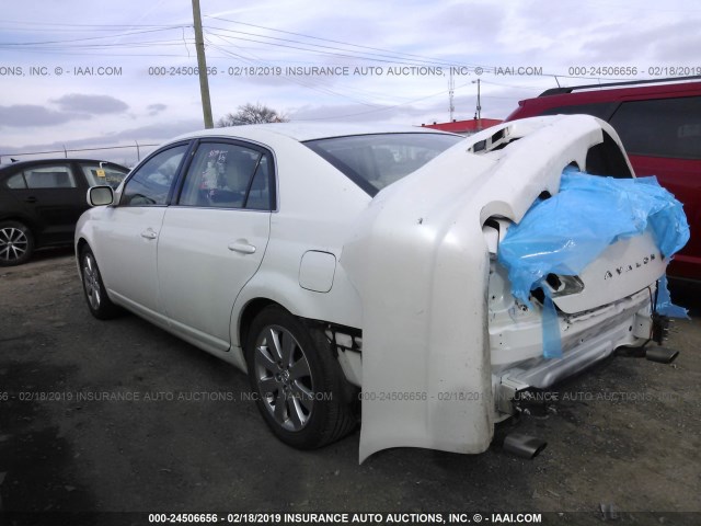 4T1BK36B77U212714 - 2007 TOYOTA AVALON XL/XLS/TOURING/LIMITED WHITE photo 3