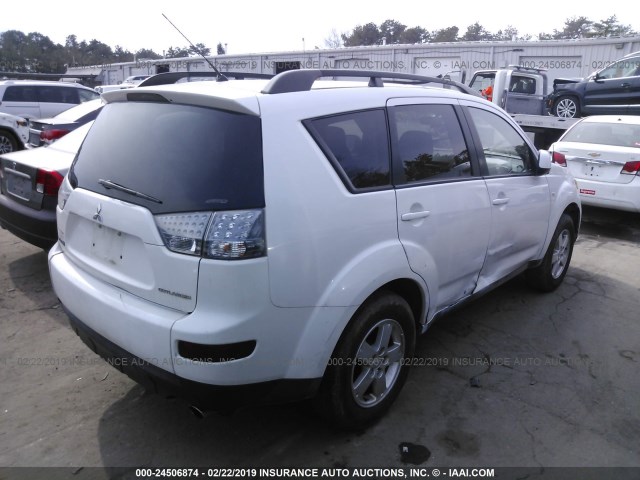 JA4LT21W38Z006055 - 2008 MITSUBISHI OUTLANDER ES WHITE photo 4