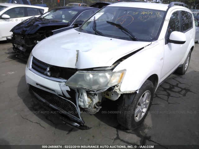 JA4LT21W38Z006055 - 2008 MITSUBISHI OUTLANDER ES WHITE photo 6