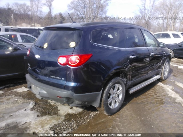 1GNER23D39S149808 - 2009 CHEVROLET TRAVERSE LT BLUE photo 4