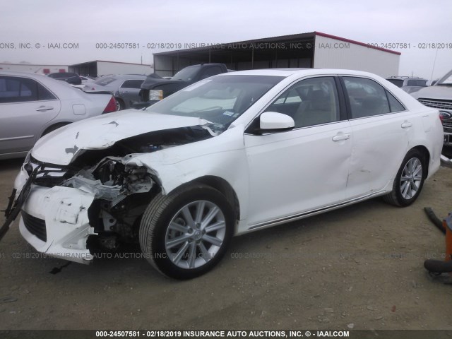 4T4BF1FK5ER375390 - 2014 TOYOTA CAMRY L/SE/LE/XLE 白色 照片 2