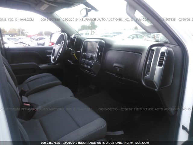 3GCPCREC7GG236647 - 2016 CHEVROLET SILVERADO C1500 LT WHITE photo 5