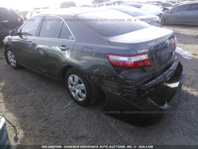 4T4BE46K08R039428 - 2008 TOYOTA CAMRY CE/LE/XLE/SE GRAY photo 3