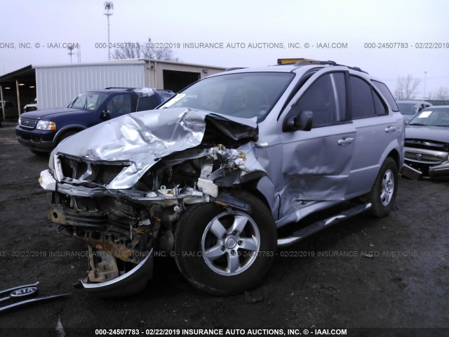 KNDJD733X65521746 - 2006 KIA SORENTO EX/LX SILVER photo 2