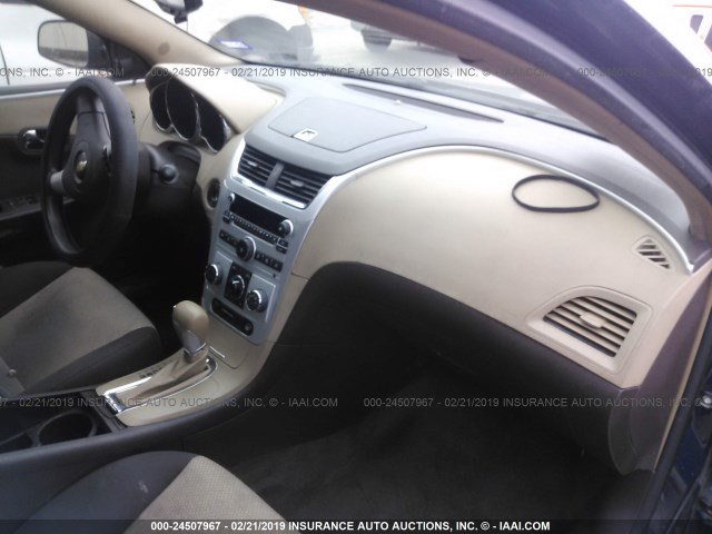 1G1ZG57BX9F209112 - 2009 CHEVROLET MALIBU LS BLUE photo 5