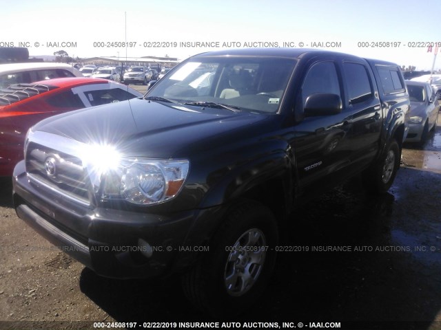 5TELU42N87Z369006 - 2007 TOYOTA TACOMA DOUBLE CAB 黑色 照片 2