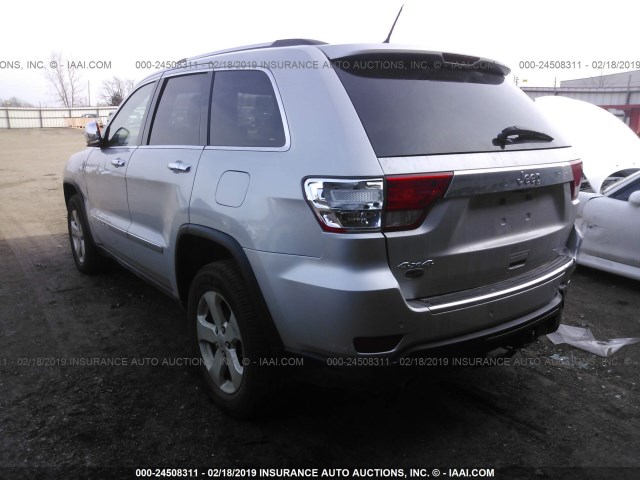 1J4RR6GT5BC628776 - 2011 JEEP GRAND CHEROKEE OVERLAND SILVER photo 3