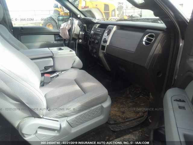 1FTFW1CT4CFA12237 - 2012 FORD F150 SUPERCREW SILVER photo 5