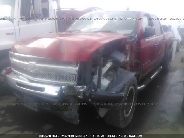 3GCPKSE30BG190176 - 2011 CHEVROLET SILVERADO K1500 LT RED photo 2