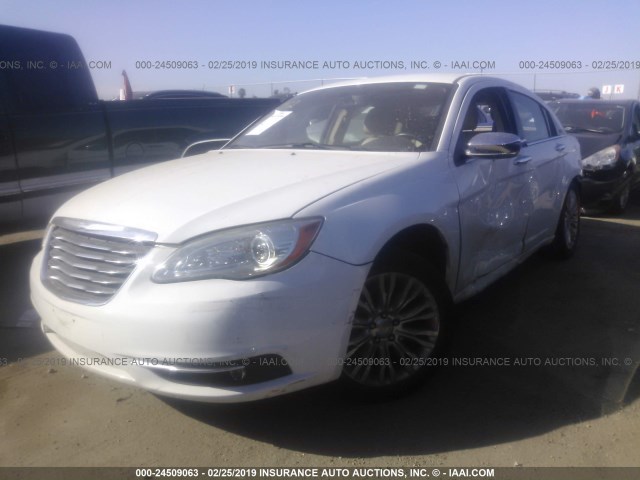 1C3BC2FG3BN581911 - 2011 CHRYSLER 200 LIMITED WHITE photo 2