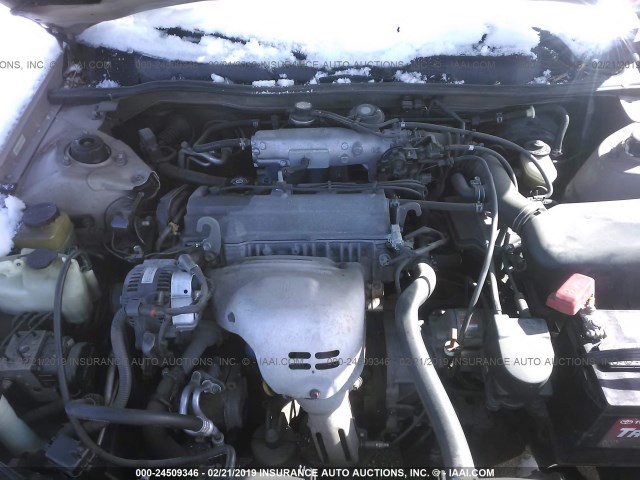 4T1BG28K3WU204343 - 1998 TOYOTA CAMRY CE/LE/XLE 金色 照片 10