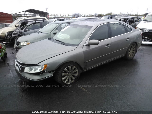 KMHFC46D49A357252 - 2009 HYUNDAI AZERA GLS GRAY photo 2