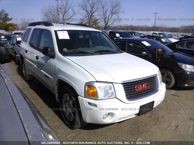 1GKET16M456123385 - 2005 GMC ENVOY XL WHITE photo 1