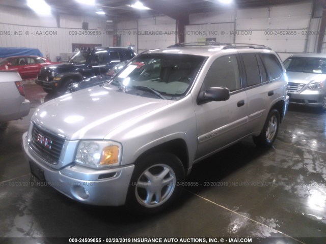 1GKDT13S152276103 - 2005 GMC ENVOY SILVER photo 2