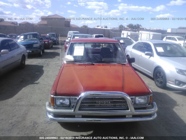 JT4RN50A2J5118621 - 1988 TOYOTA PICKUP 1/2 TON RN50 RED photo 6