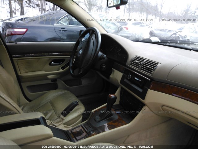 WBADT43401GX23805 - 2001 BMW 525 I AUTOMATIC GREEN photo 5