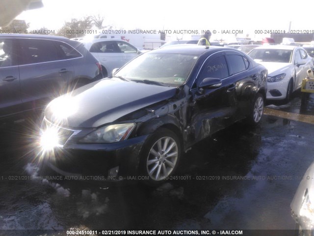 JTHCF5C21A5039141 - 2010 LEXUS IS 250 GRAY photo 2