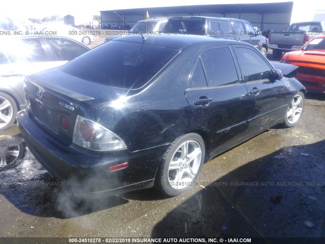 JTHBD192950097261 - 2005 LEXUS IS 300 BLACK photo 4