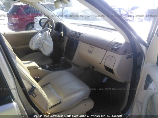 4JGAB54E81A226067 - 2001 MERCEDES-BENZ ML 320 TAN photo 5