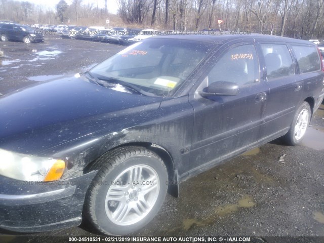 YV1SW592762570366 - 2006 VOLVO V70 2.5T BLACK photo 6